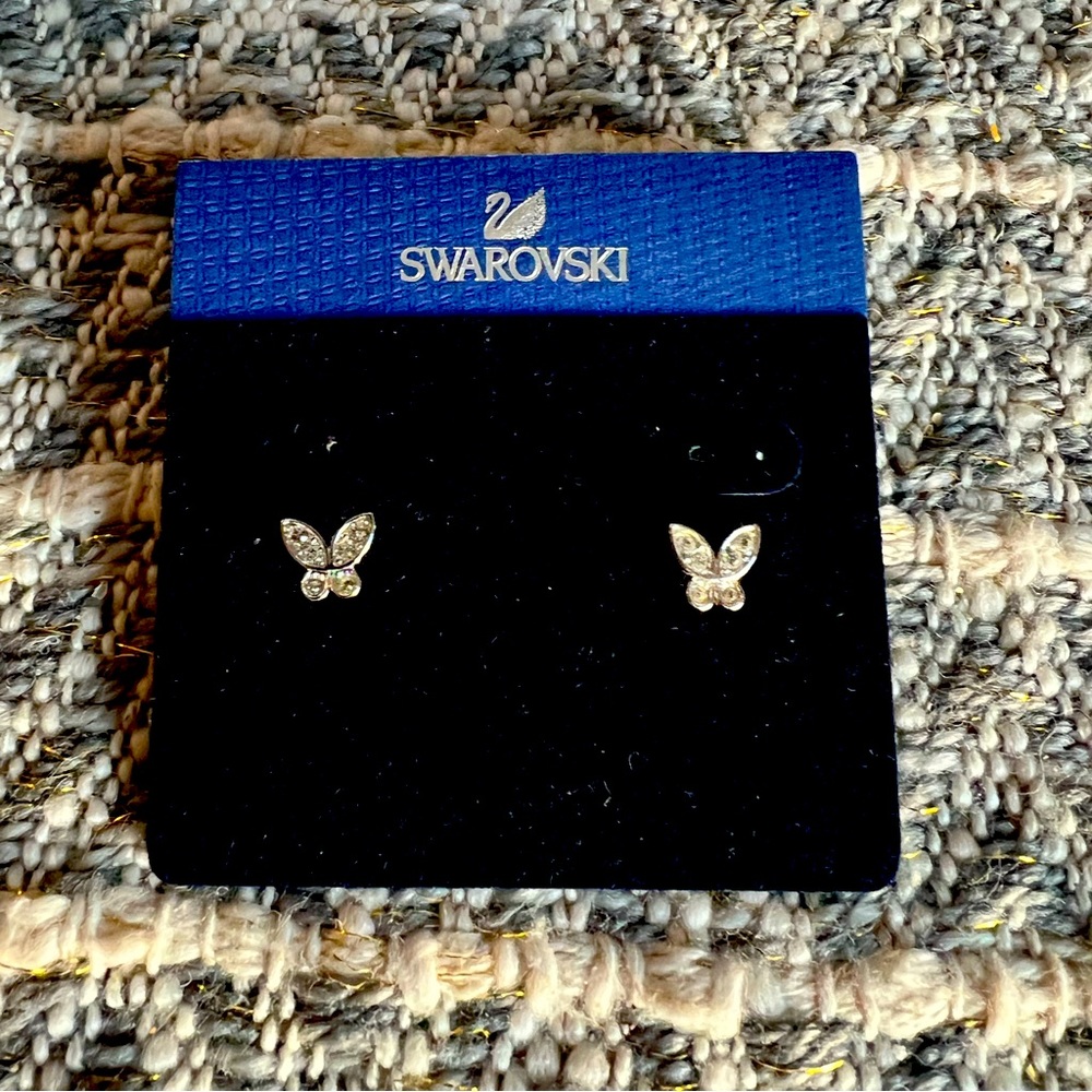 Swarovski Beautiful butterfly studs